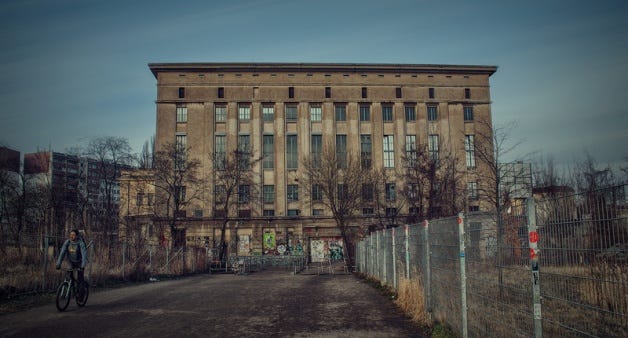 Por Que o Berghain Rejeita Tantas Pessoas?